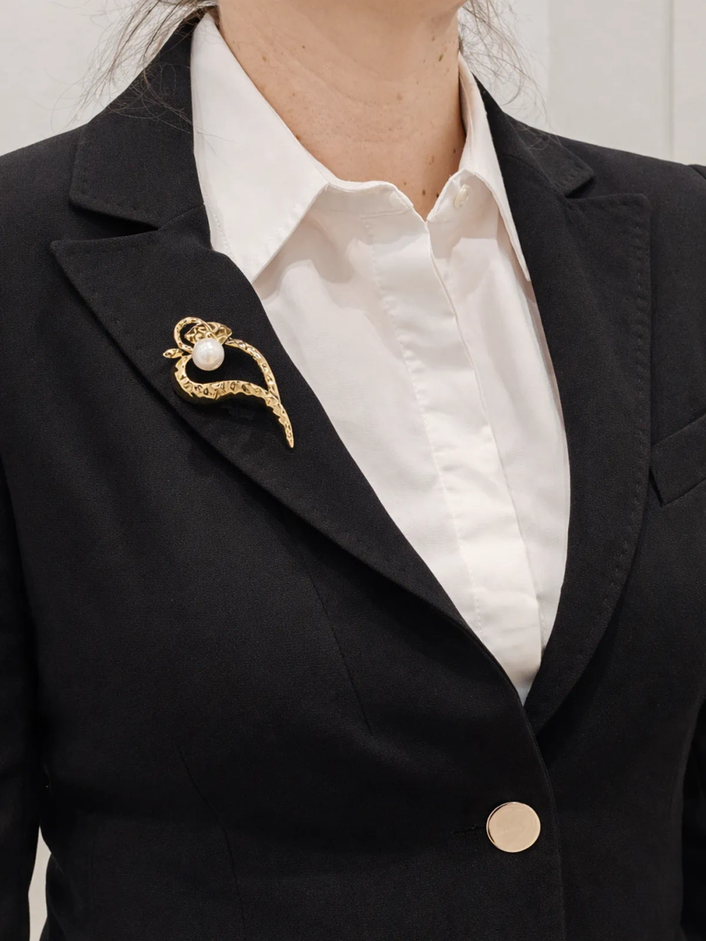 Брошь «Острый стиль» Gold 14K