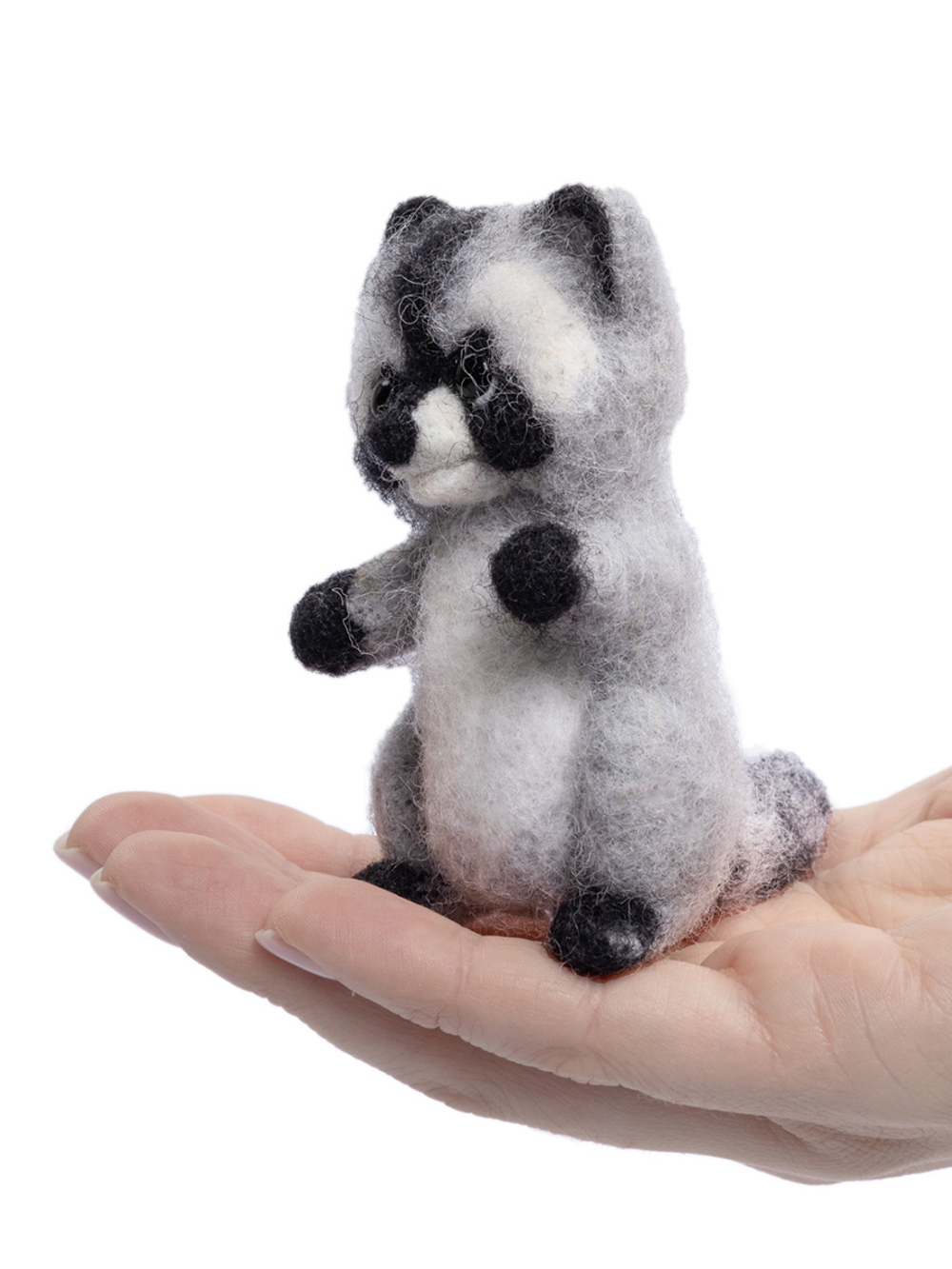 Валяние из шерсти Енот