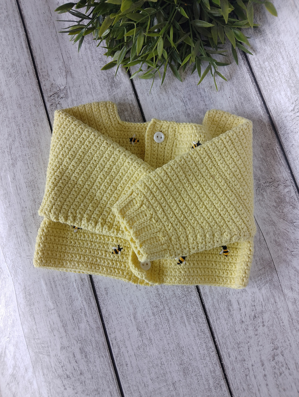 Кофточки для новорожденных