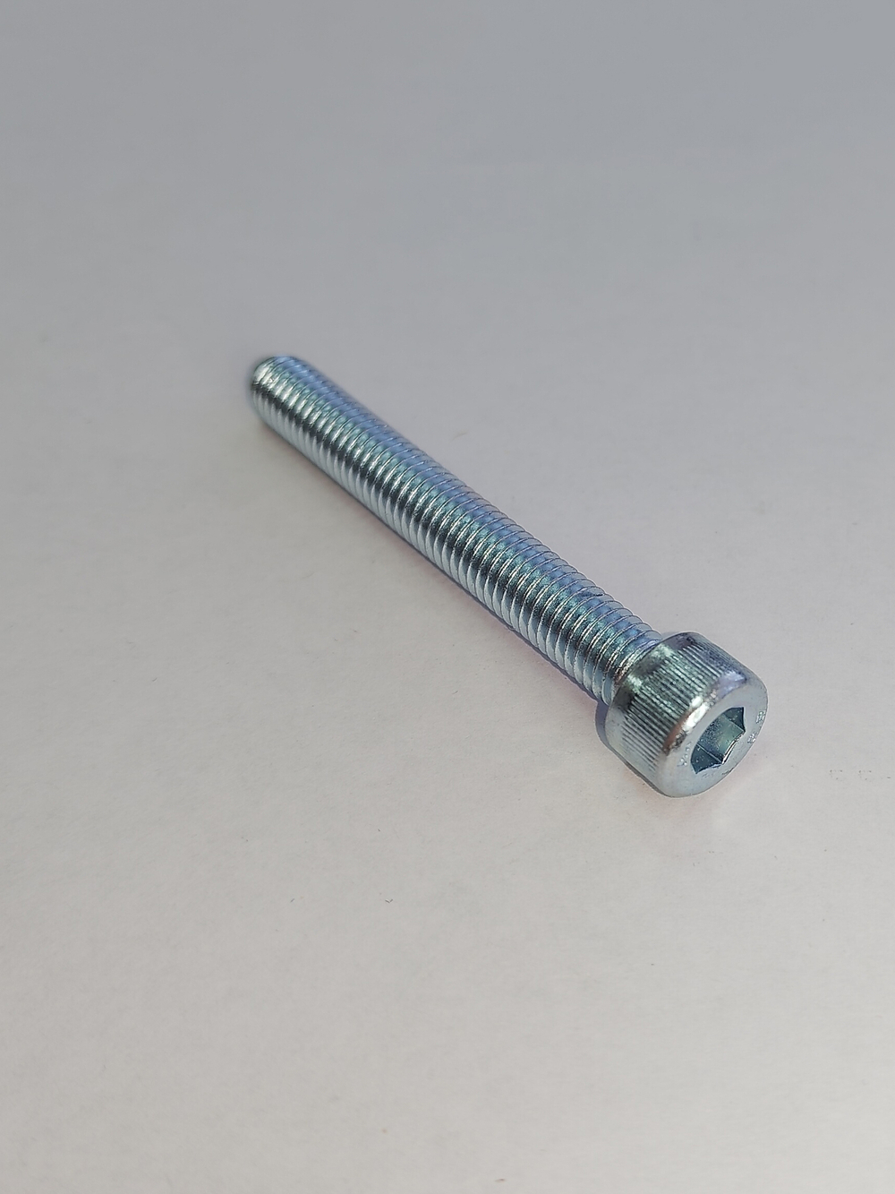 РечМЗ 8х60 ОЦ. Винт П/Р с внут.шестигр. к.п.8.8 DIN912 (10 шт)