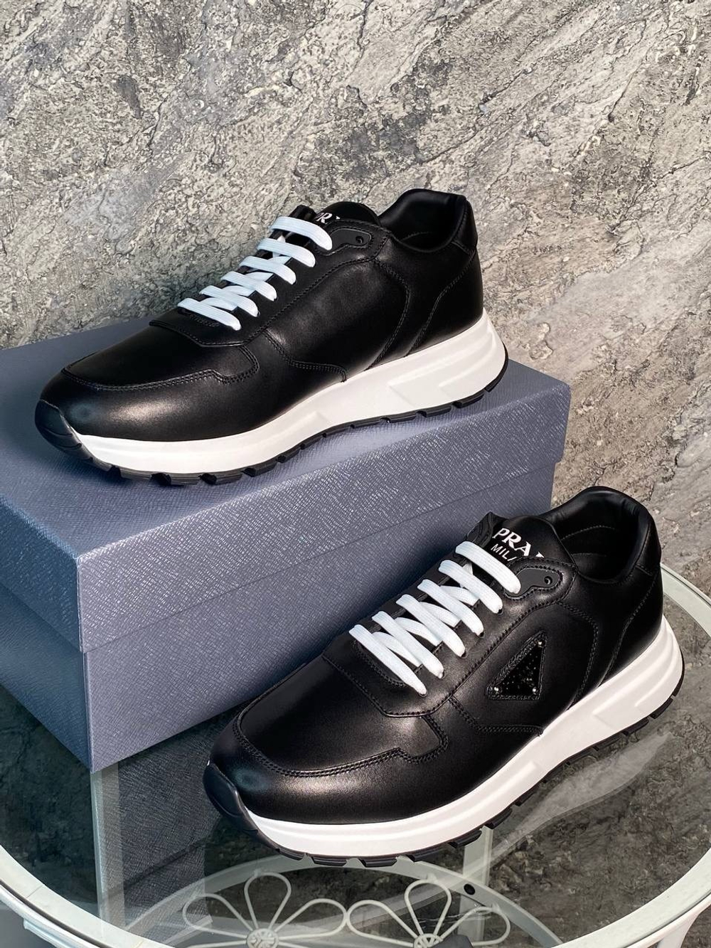 Кроссовки Prada
