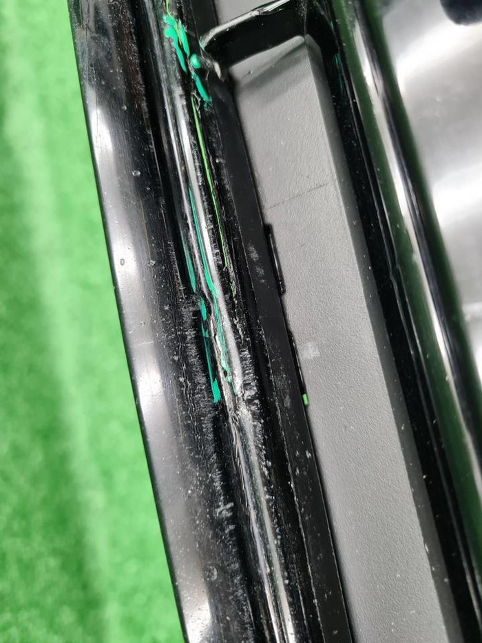 Решетка переднего бампера Toyota Camry XV70 (2020-н.в.)