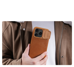 Кожаный чехол книжка коричневого цвета для iPhone 17 Pro, серия Qin Pro Leather от Nillkin