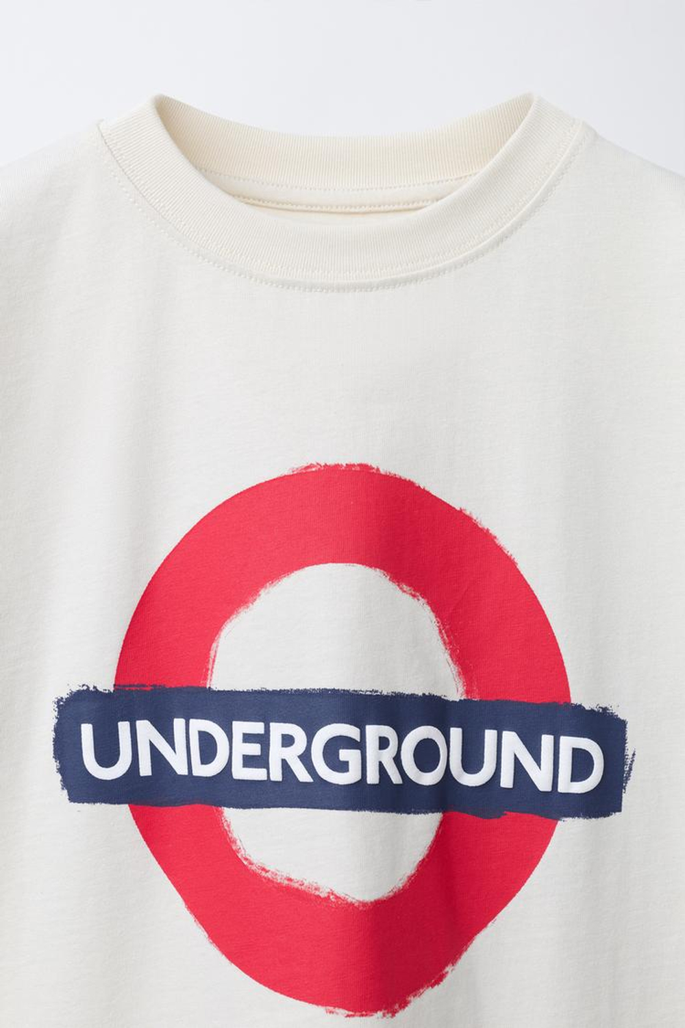 ZARA ФУТБОЛКА С ПРИНТОМ UNDERGROUND LONDON ©, ЭКРЮ