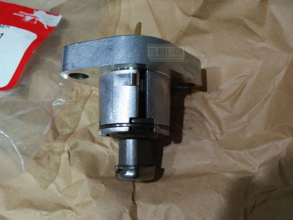 14520-KPP-T01. LIFTER ASSY., TENSIONER. Honda CBR150