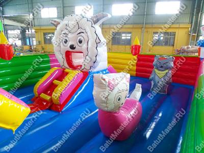 Надувной батут "Домик барашка", 8*5*3 м