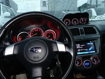 Датчики D Racing F1 Series в Subaru Impreza GDB