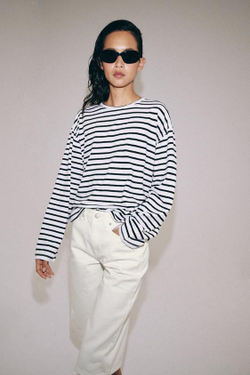 ZARA ФУТБОЛКА ИЗ ХЛОПКА И ЛЬНА В ПОЛОСКУ, ЧЕРНЫЙ/БЕЛЫЙ