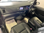 Toyota Isis, 2014 год