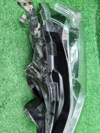 Битая Фара правая Toyota LC Prado 150 (13-17) LED