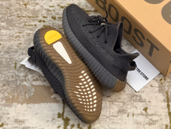 Yееzy boost 350 v2 Cinder Reflective