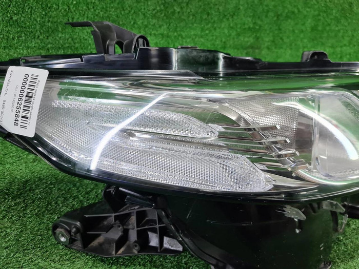 Фара правая Toyota Camry xv70 (2020-н.в.) LED