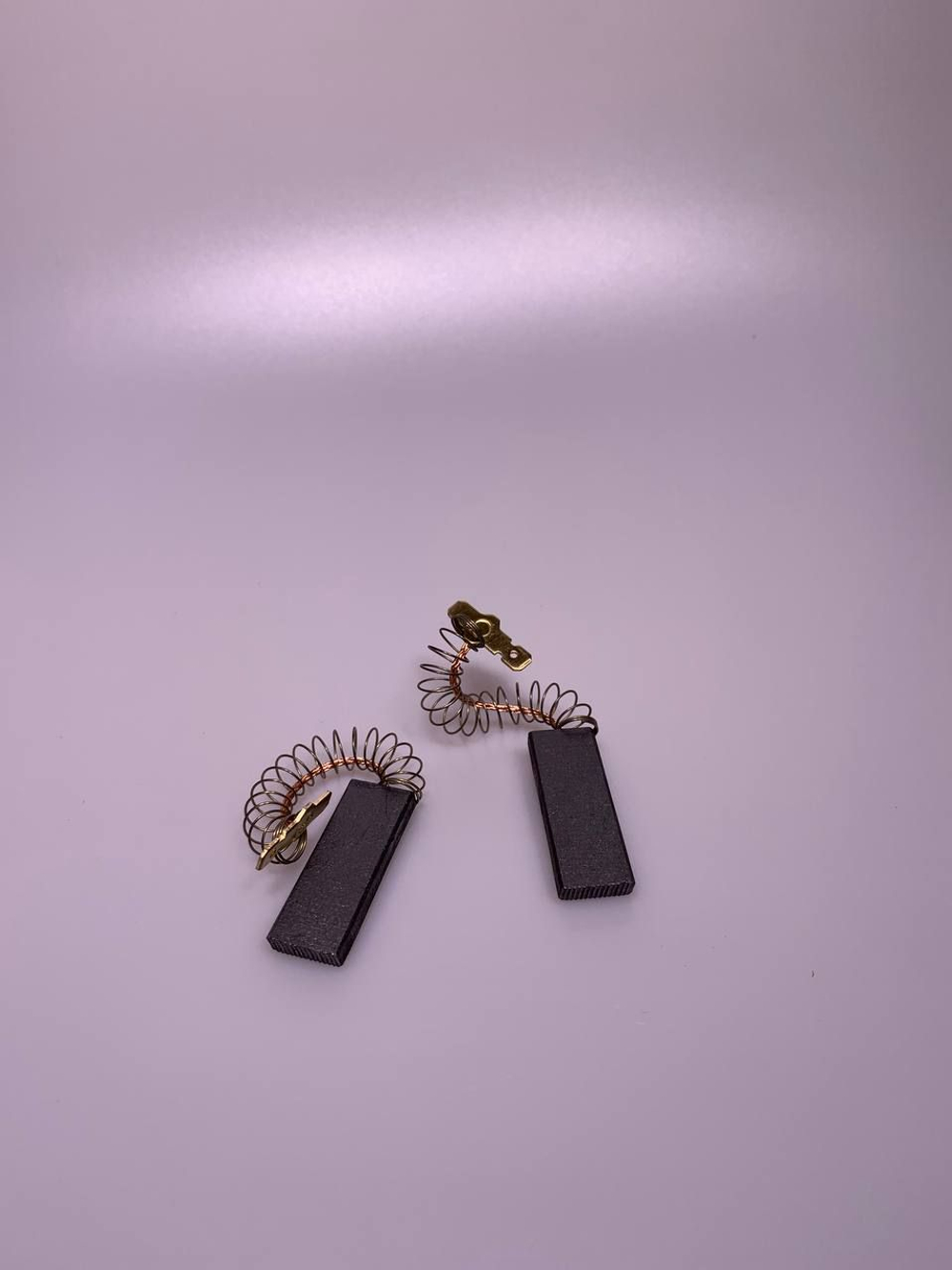 Щетки для стиральной машины Bosch 5х12.5х35 - 2 шт. с пружиной. / Угольные щетки Электролюкс Бош с пружиной.