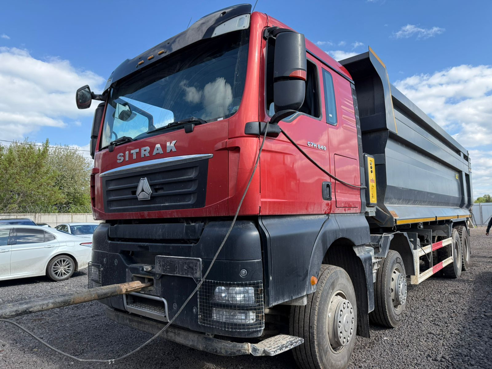 SITRAK C7H 8x4 Самосвал ZZ3316V466ME (Дизельный, 12,4 л, 540 л.с., АТ)