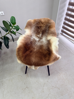 Шкура коврик меховой прикроватный овчина, 120х65 см.