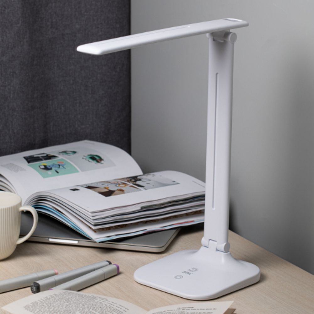 Настольный светильник ЭРА NLED-510-8W-W светодиодный аккумуляторный белый