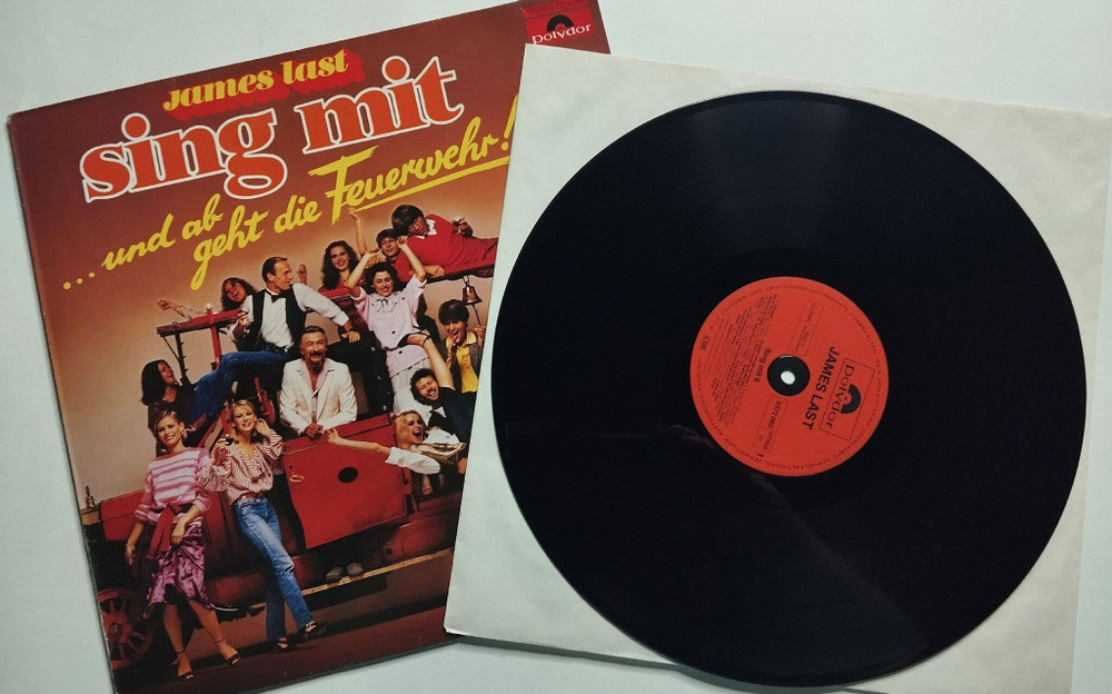 Винтажная виниловая пластинка LP James Last Sing Mit 8 Und Ab Geht Die Feuerwehr (Germany 1980)