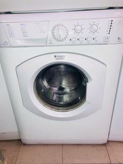 Стиральная Машина Hotpoint-Ariston ARXL 88 б/у