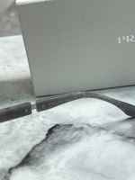 Очки Prada