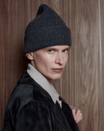 Шапка из смесового кашемира темно-серый