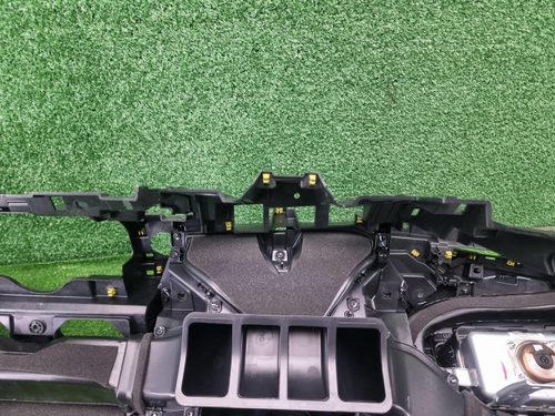 Торпедо Geely Tugella (2019-2024)