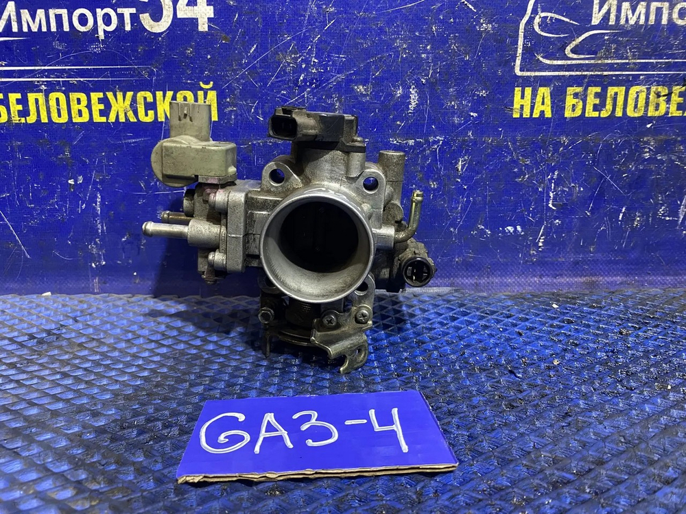 Дроссельная заслонка Honda LOGO 1997