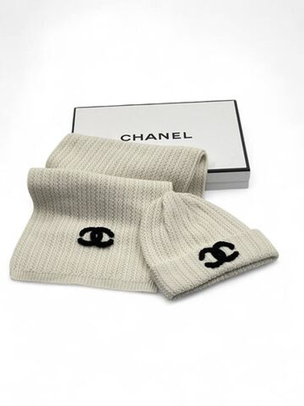 Комплект CHANEL (шапка + шарф)
