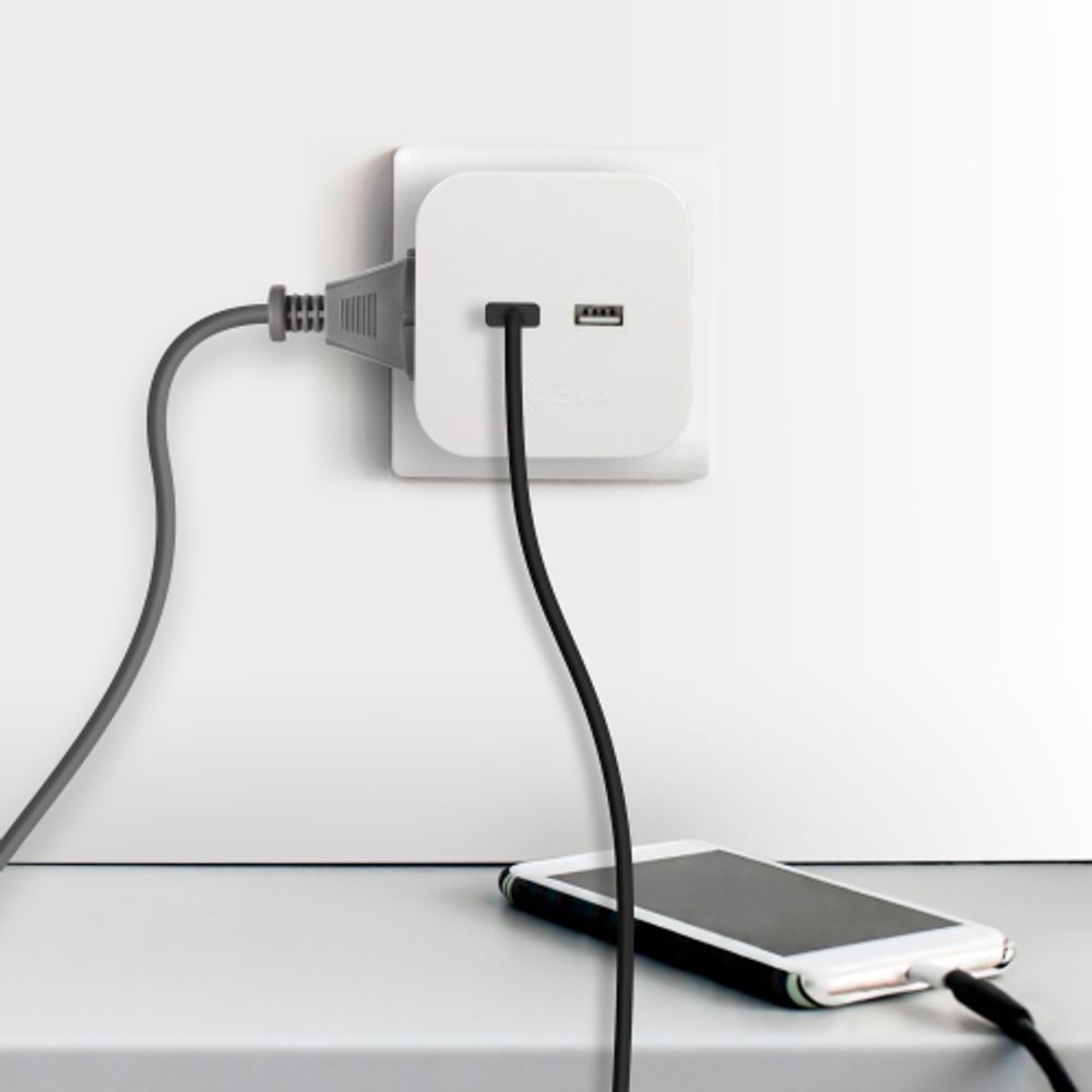 Разветвитель электрический ЭРА SP-4-USB-W на 4 розетки + 2xUSB 2400mA без заземления 10А белый | Электротовары