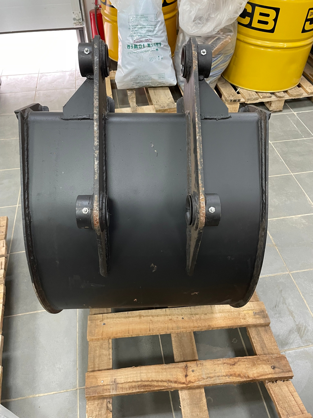 Ковш JCB 3CX 4CX 600 мм стандарт