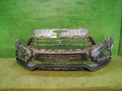 Бампер передний Lada Vesta (2015-н.в.) Cross