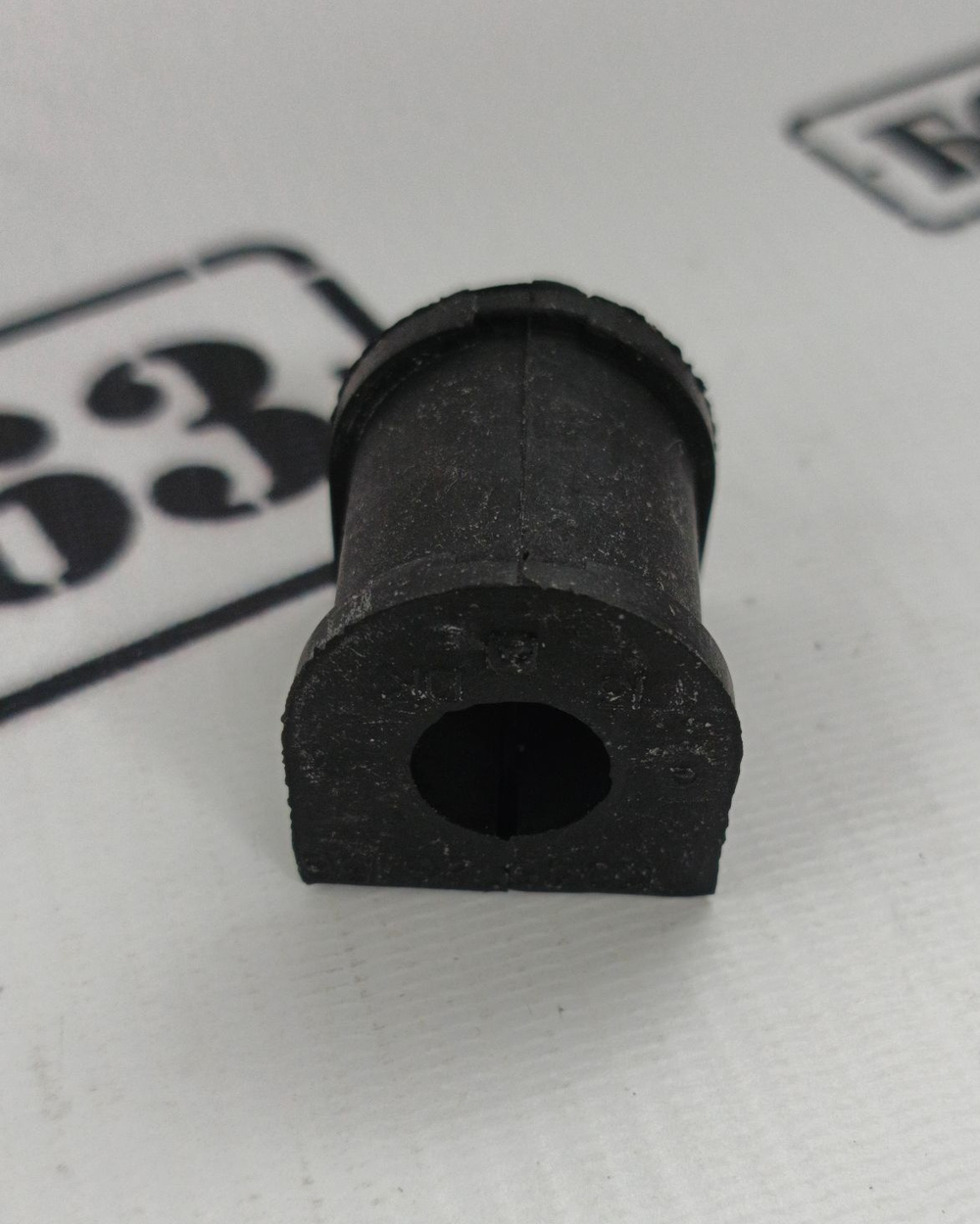 Втулка стабилизатора KIA 0K04528156