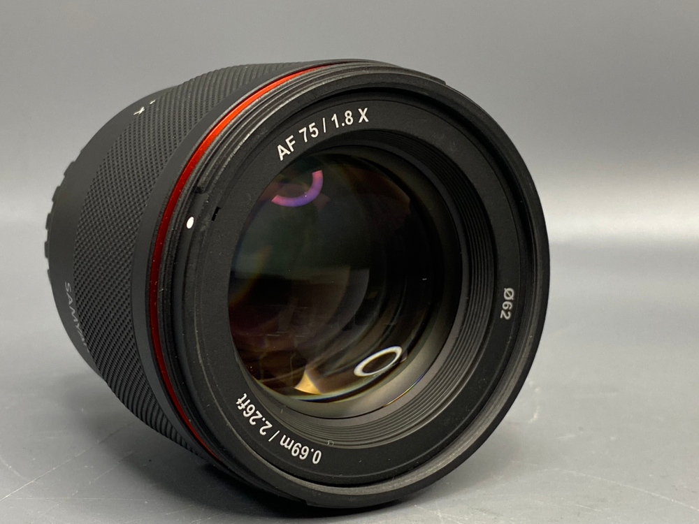 Samyang AF 75mm f/1.8 X-mount