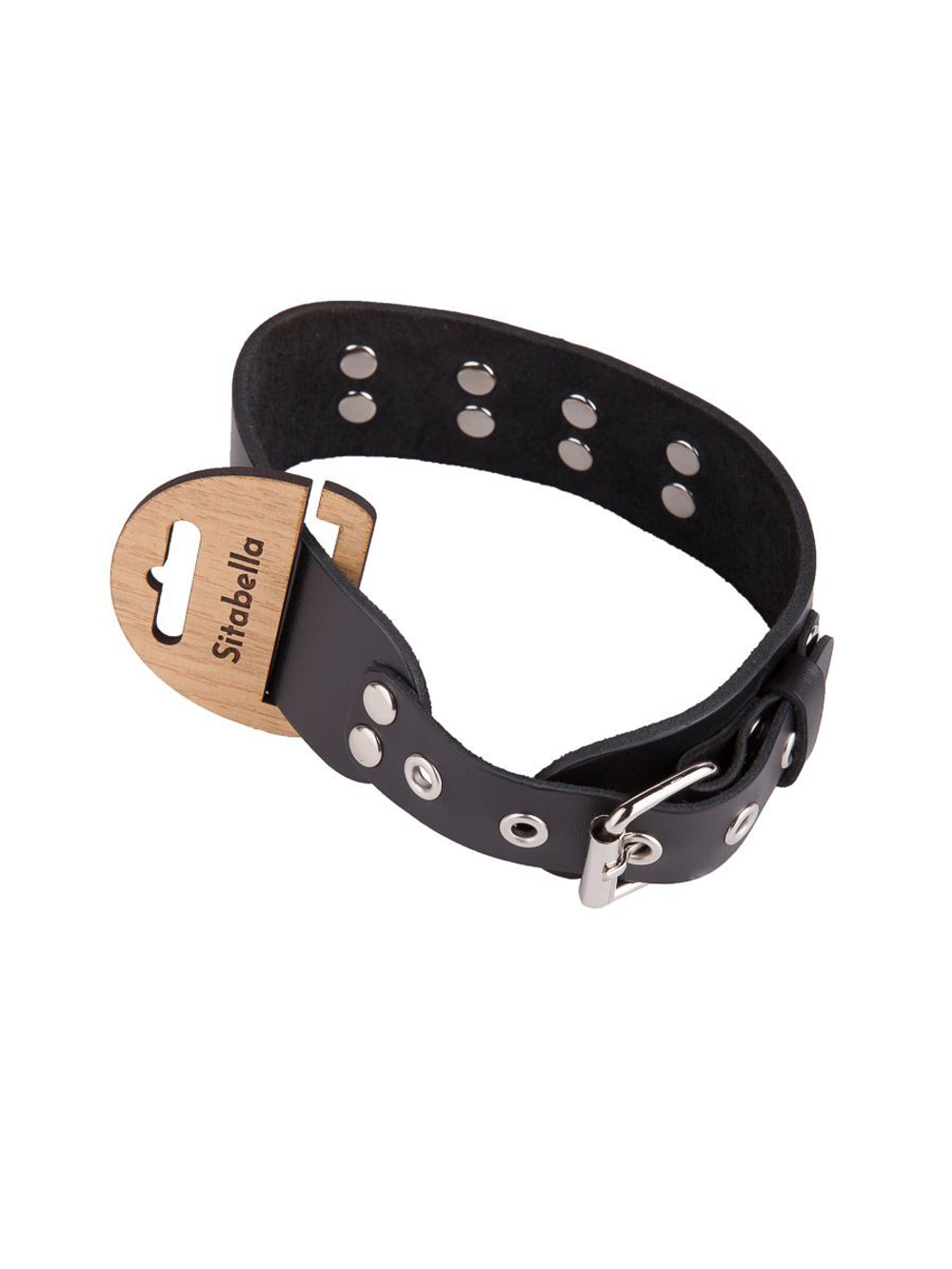 Черный кожаный ошейник с кольцом и клепками (Цвет: черный)