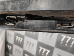 Решетка радиатора Volkswagen Touareg 3 18-нв Б/У Оригинал 760853651JBUS