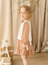 Платье с оборкой "Тирамису" 0+