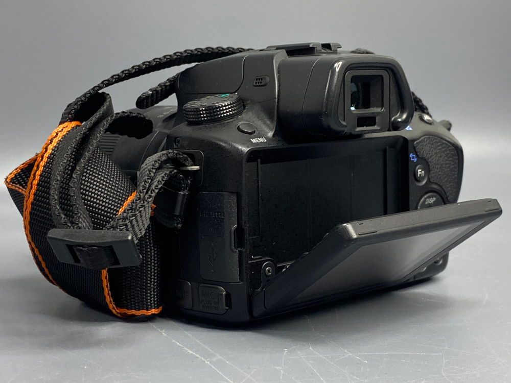 Sony SLT-A33 Kit 18-55