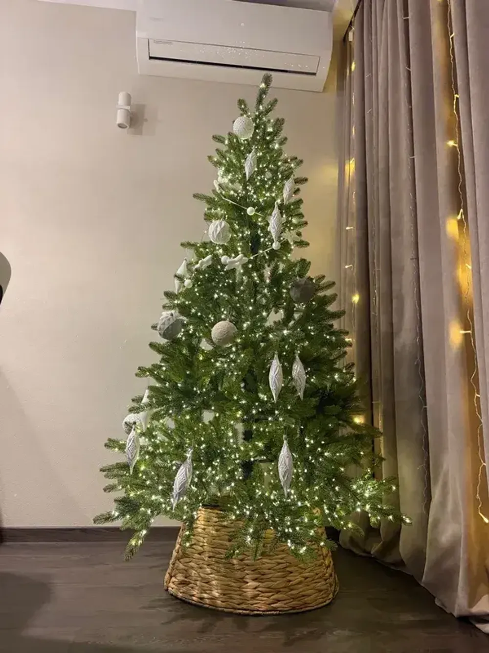 Ель искусственная "Приморская" (Литая хвоя) 180 см / 1,8 м