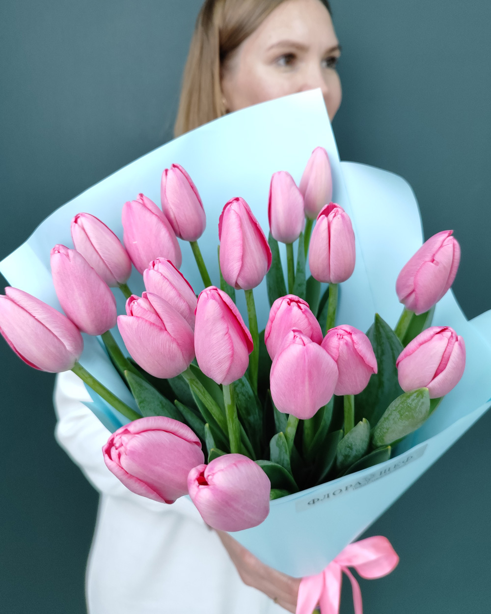 Букет из нежно-розовых тюльпанов 19шт(00191)