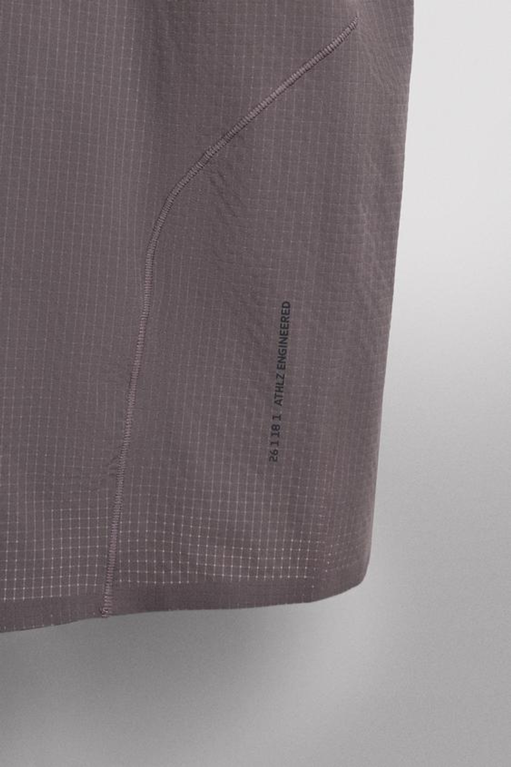 ZARA ТЕХНИЧЕСКАЯ ФУТБОЛКА ИЗ РЕЛЬЕФНОЙ ТКАНИ, ЛИЛОВЫЙ