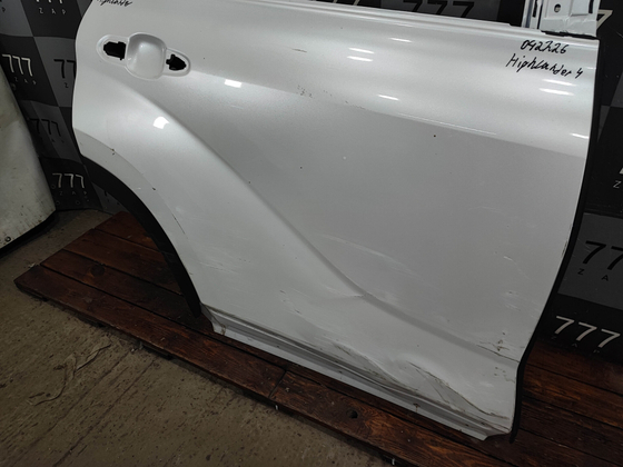 Дверь задняя правая Toyota Highlander 4 (U70) 19-нв Б/У Оригинал 670030E190