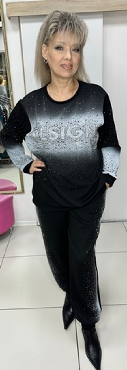 Черный с переходом цвета, трикотажный костюм со стразовым принтом