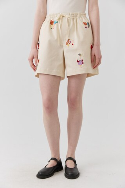 Шорты из молочной джинсы с вышивкой УСТА К УСТАМ х Кретенчук