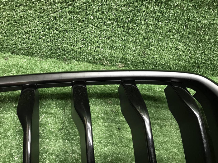 Решетка радиатора BMW X6 G06 (2023-н.в.)