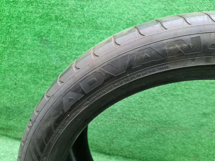 Шина Комплект 325/35 ZR22 Yokohama Advan Sport