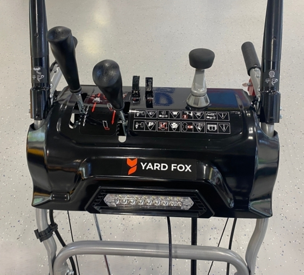 СНЕГОУБОРЩИК YARD FOX 7654E