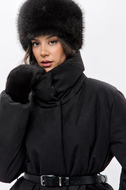 Варежки зимние из эко-меха черного цвета