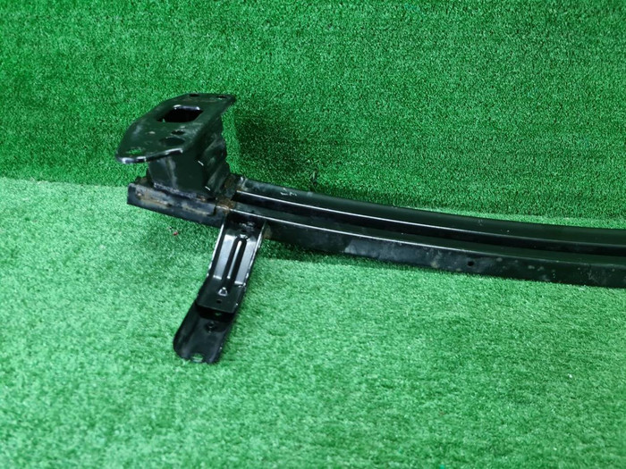 Усилитель передний Kia Rio 4 FB (2017-2020)