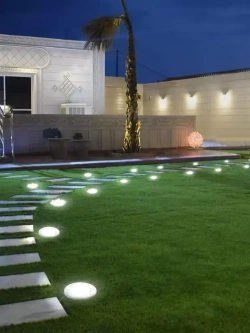 Садовые фонарики на солнечной батарее, 4 штук