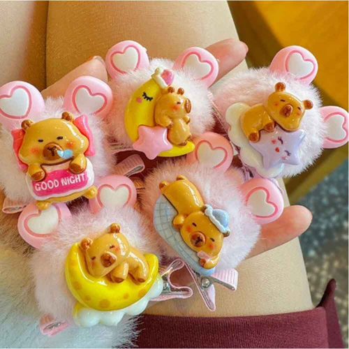 Заколка Капибара-пушистик