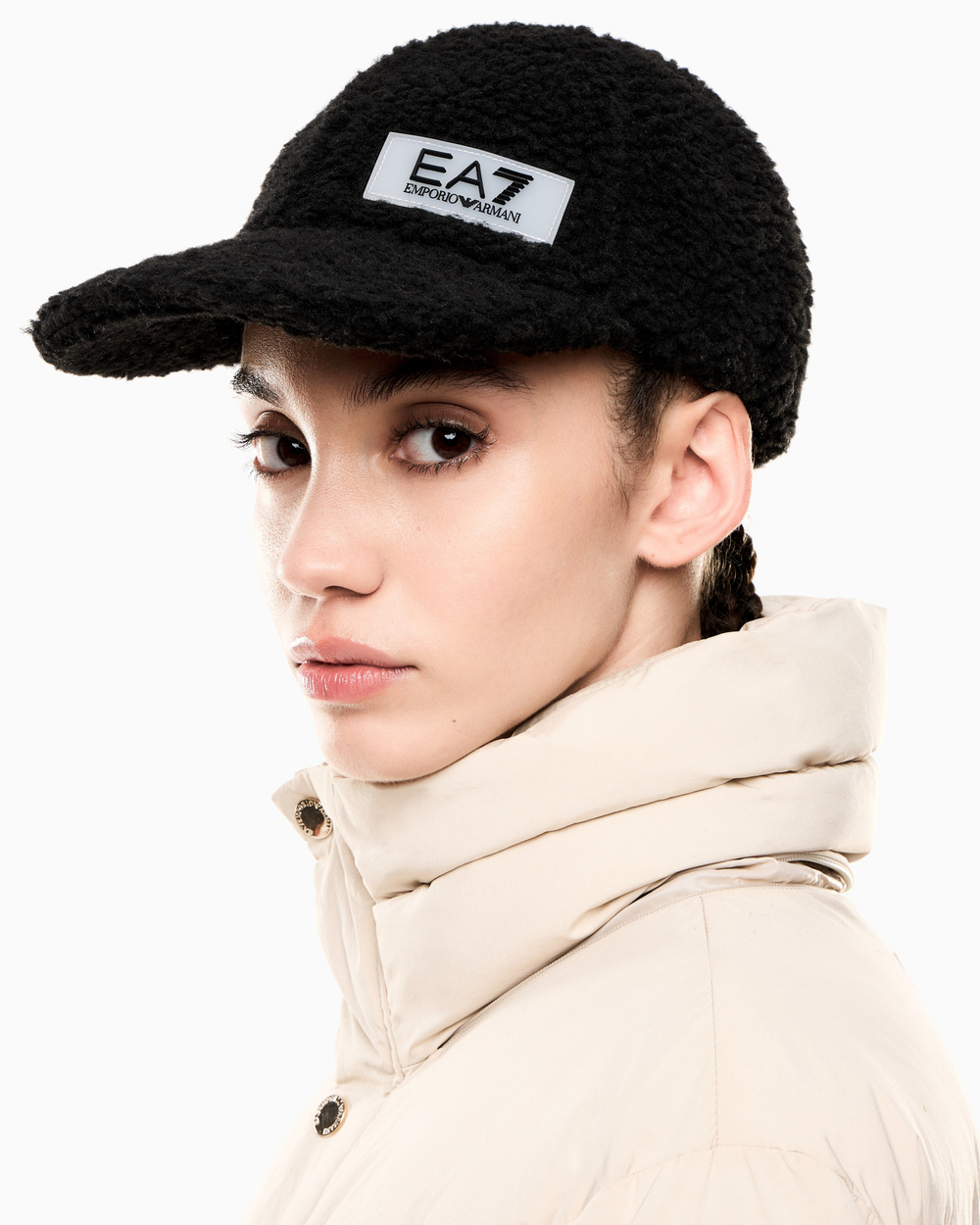 Кепка женская EA7